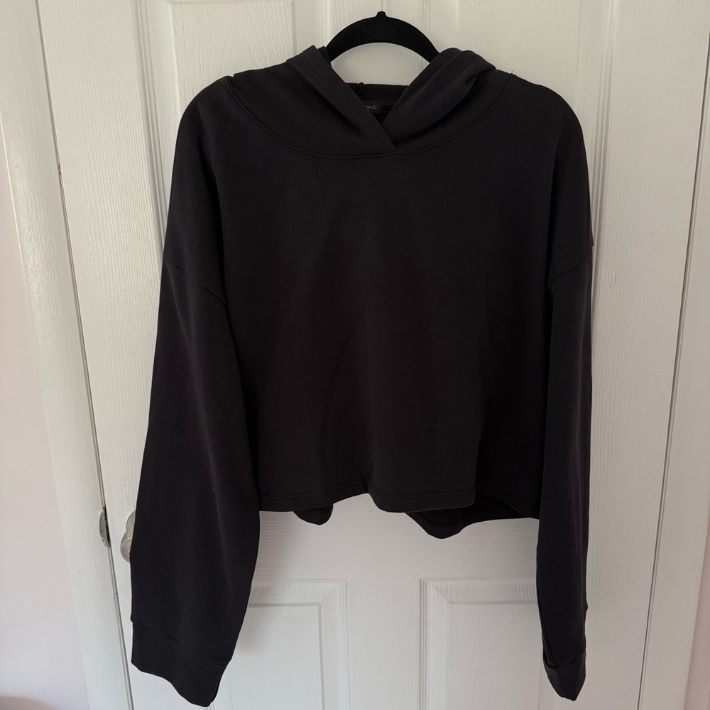 Beyond Yoga Black Luxe Fleece Happiness Cropped Hoodie Size XL